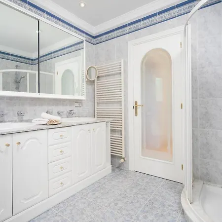 Вилла Marvelous With Panoramic Sea View & Pool Дения