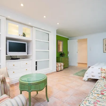 Вилла Marvelous With Panoramic Sea View & Pool Дения