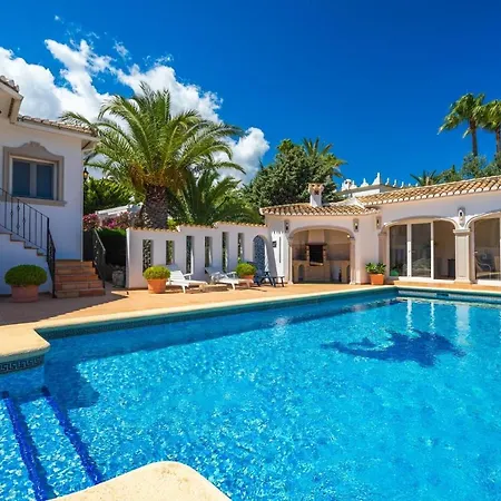 Marvelous With Panoramic Sea View & Pool